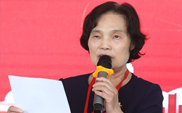 左有紅《先行示范區(qū)的感覺統合教育研討》